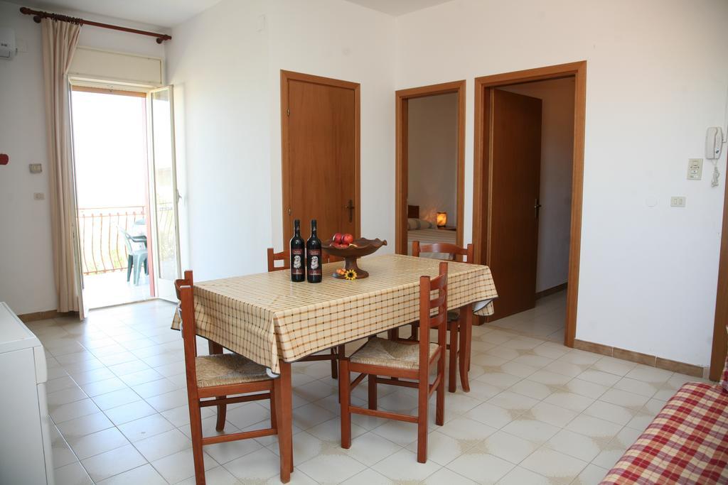 Residence Marino Balestrate Δωμάτιο φωτογραφία